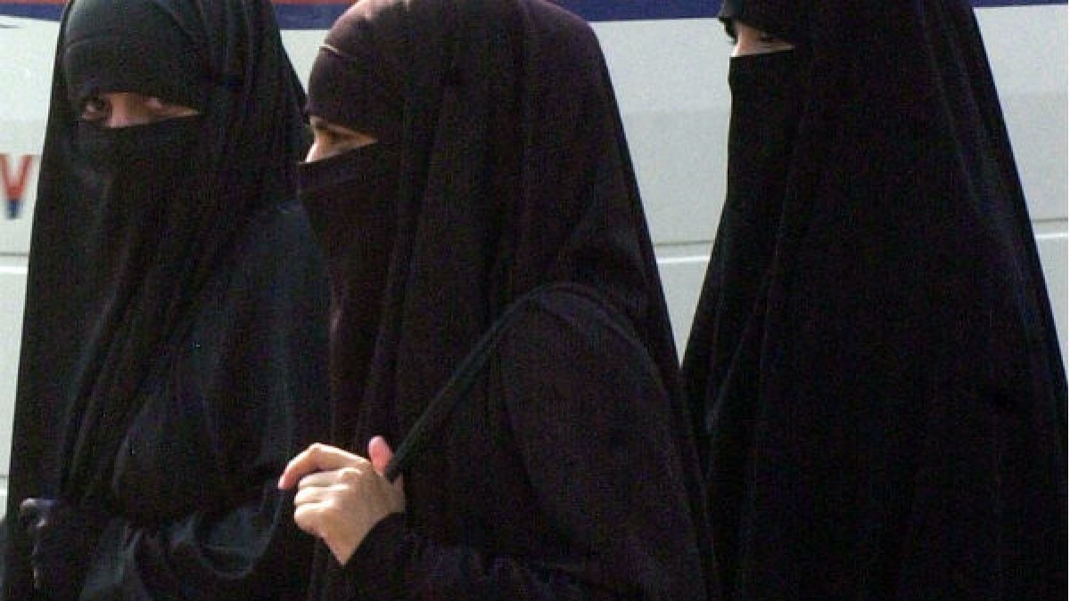 Dress Code: School Principal Apologises After Threatened by Terror Group