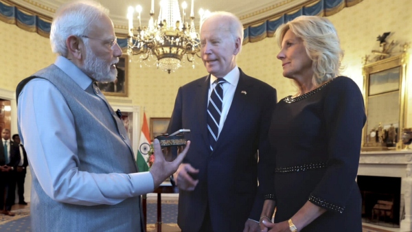 Joe Bidens wife Jill Bidens special green diamond gift by Narendra Modi Joe Bidens wife Jill Bidens special green diamond gift by Narendra Modi