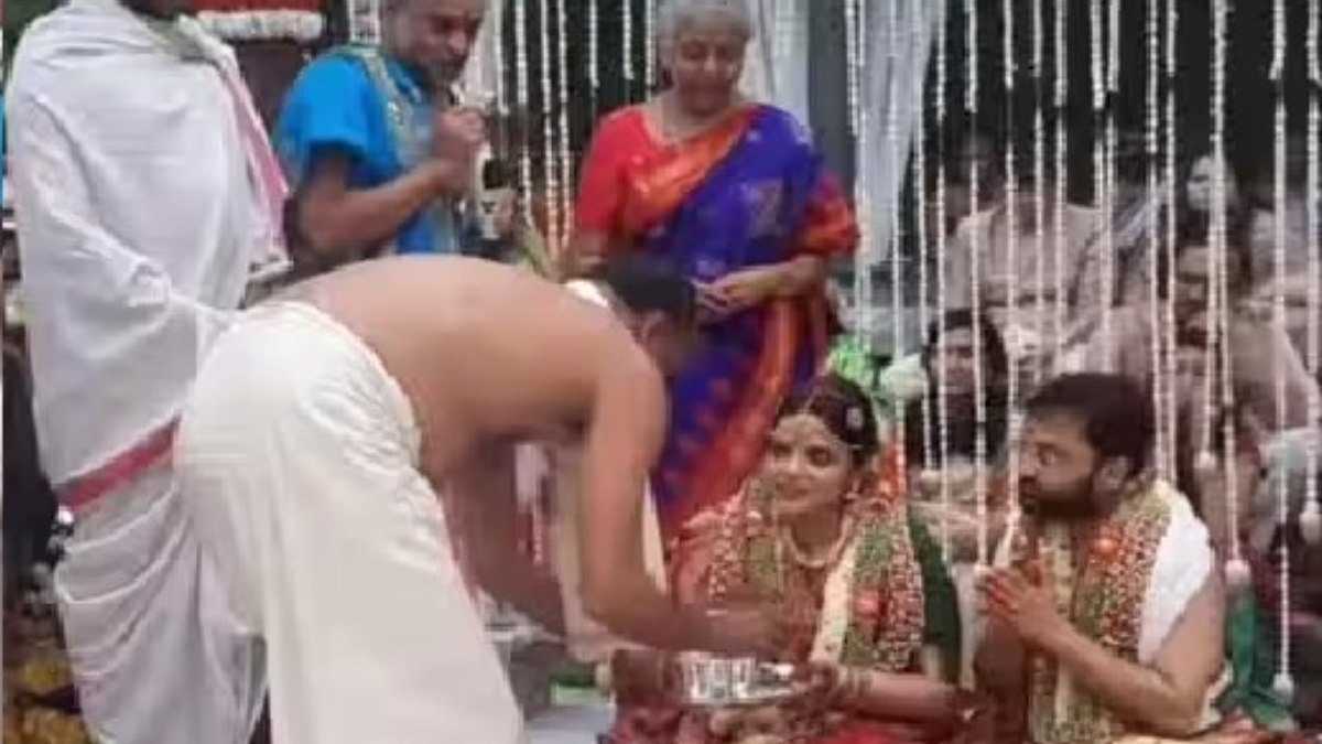 Nirmala Sitharamans daughter gets married, no political leaders were invited