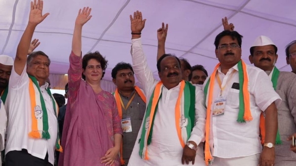 Congress leader Priyanka Gandhi likely to get Bigger role in party ahead of state and LS Elections