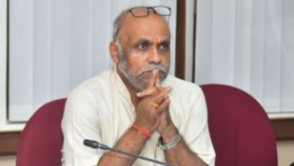 During Rainy Season In Bengaluru, All Dept Officials Should Coordinate Relief Work, Rakesh Singh