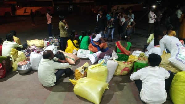 Free travel for women in Ksrtc bus only with original documents says Condoctors in Raichur