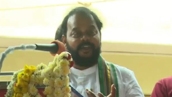 HD Thammaiah Request To Vinay Guruji For DKS Become CM