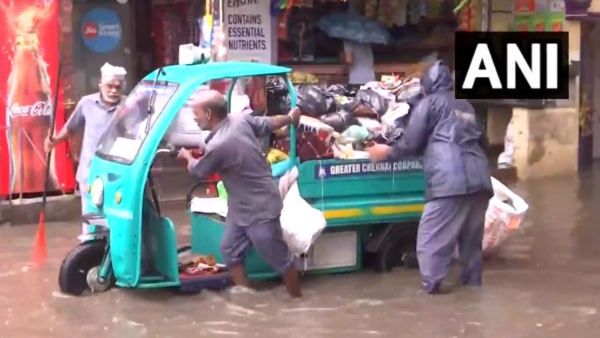 Heavy Rain Hits Several Districts in Tamil Nadu, Holiday Declared for Schools 