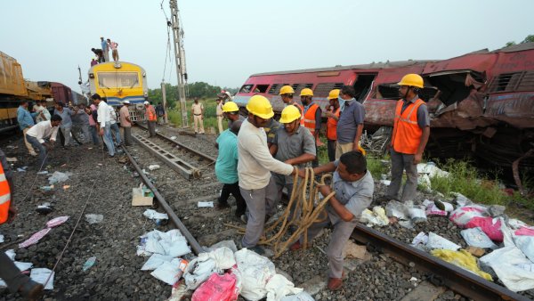 Special train will start from Bhadrak at 1 pm to Chennai on sunday