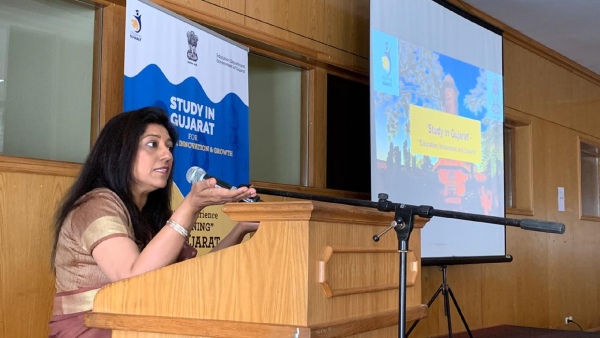 Despite Failing 12th, Officer Anju Sharma Passes IAS in First Attempt at age of 22