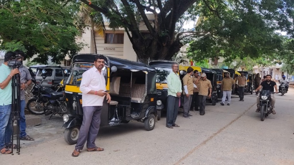 Auto Drivers Oppose Shakti Scheme