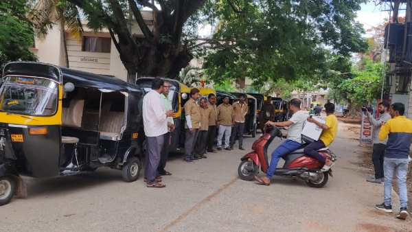 Auto Drivers Oppose Shakti Scheme