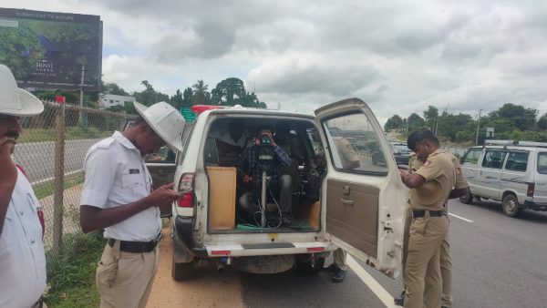 Booking Cases for Speeding on Bengaluru-Mysore Expressway Utilizing Speed Radar Guns