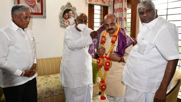 Former Karnataka CM Basavaraj Bommai hints at BJP-JDS alliance for Lok Sabha elections