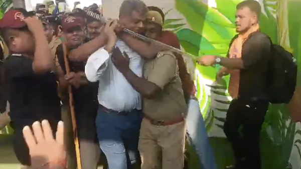 Brutal attack by ABVP members on vice chancellor, register, police 