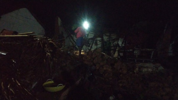 Old age woman death in Sakharayapatnas siddarahalli village due to heavy rain