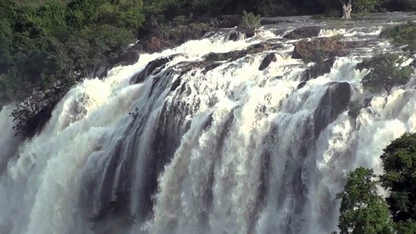 Top 5 Waterfalls Near Bangalore for Memorable Weekend Trips