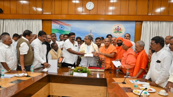 Nekara samudaya leaders meets CM Siddarammaiah 