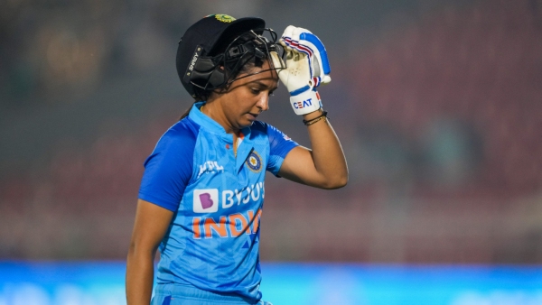 harmanpreet-kaur-suspended