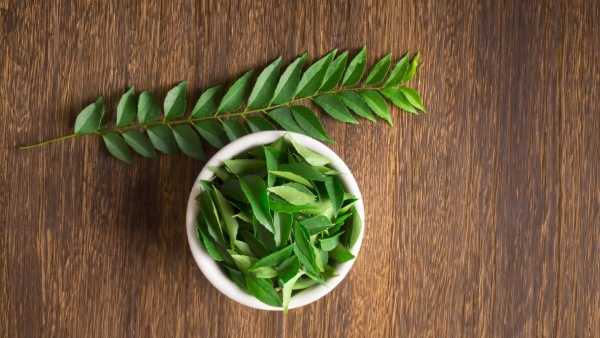 Curry Leaves (Karibevu) Juice Health Benefits
