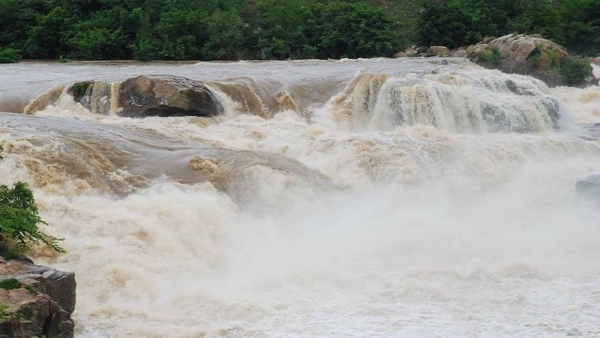 dhanush-koti-waterfall