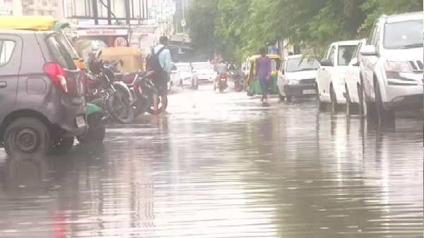 Flood situation in many parts of the country, warning: High alert in Gujarat, Mumbai!
