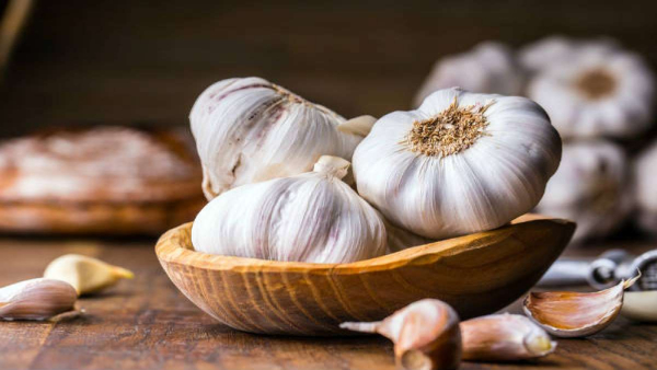 Garlic (bellulli) in Kannada: Health Benefits, Nutritional Value Garlic (bellulli) in Kannada: Health Benefits, Nutritional Value