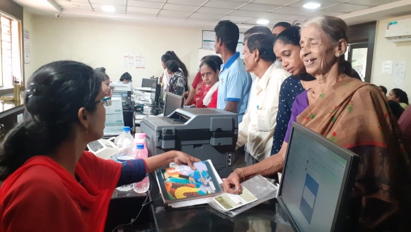 Gruha Lakshmi Scheme: Applicant Women Are Suffered From Server Issues Problems