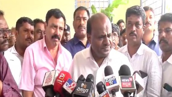 H.D Kumaraswamy Lashes Out At Congress Government