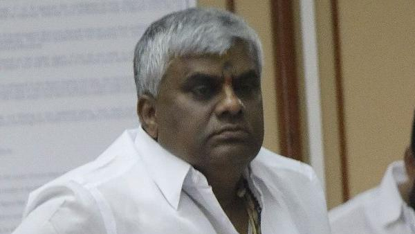 HD Revanna Appeals to Government to Declare Minimum Support Price For Copra During Assembly Session HD Revanna Appeals to Government to Declare Minimum Support Price For Copra During Assembly Session