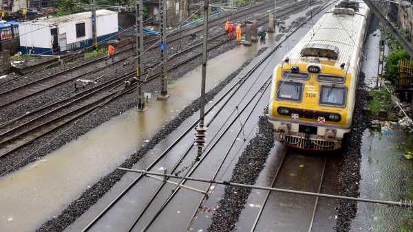 heavy-rain-in-mumbai