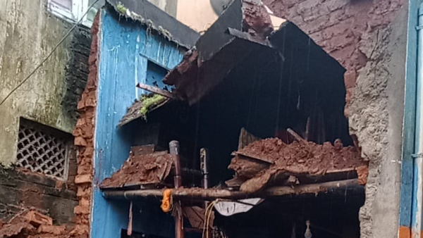 House collapsed due to heavy rain in Hubballi