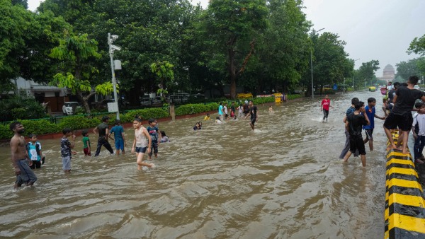 Heavy Rain in Delhi