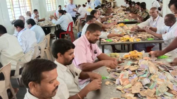 Shakti scheme effect: Hundi collections see a rise in major temples in Karnataka- Details are here Shakti scheme effect: Hundi collections see a rise in major temples in Karnataka- Details are here