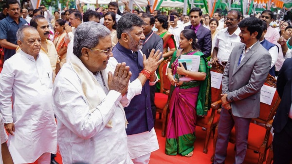 Karnataka Gruha Lakshmi Scheme 2023 Registration: Govt warns to cyber centers for asking money