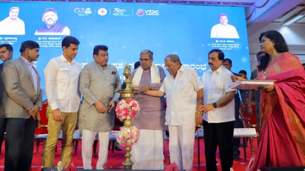 Karnataka should rise to number one position in exports: CM Siddaramaiah