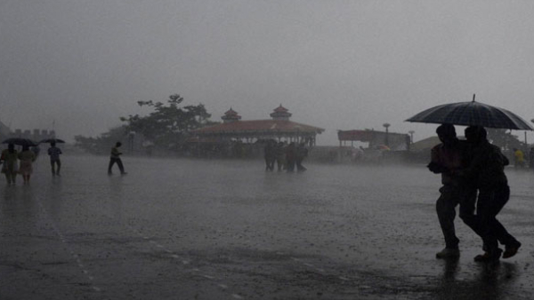 IMD Predicts Heavy Rain For North Interior Districts In Next 4 Days, Announced Yellow Alert