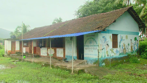 Karwar districts 13 government schools closed in 6 years Karwar districts 13 government schools closed in 6 years