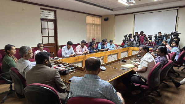  Krishna Byre Gowda instructs District Collectors to take precautionary measures on heavy rain