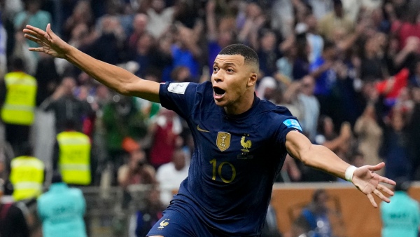 Al-Hilal Submits World Highest Bid of Euros 300 for Star Foorball Player Kylian Mabppe: Know how much? Al-Hilal Submits World Highest Bid of Euros 300 for Star Foorball Player Kylian Mabppe: Know how much?