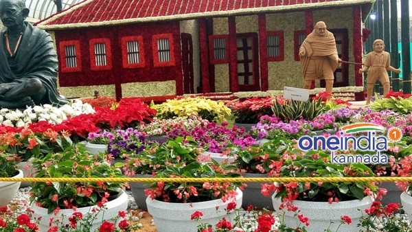 Independence Day Flower Show In Lalbhag: Stunning Replicas with 10 Lakh Flowers