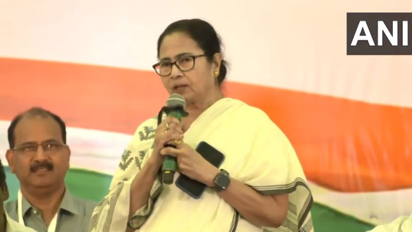 NDA, can you challenge I.N.D.I.A? asks Mamata Banerjee NDA, can you challenge I.N.D.I.A? asks Mamata Banerjee