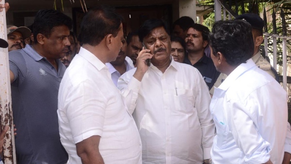 2 Lakh Compensation To Women Die Car Falls Into VC Canal