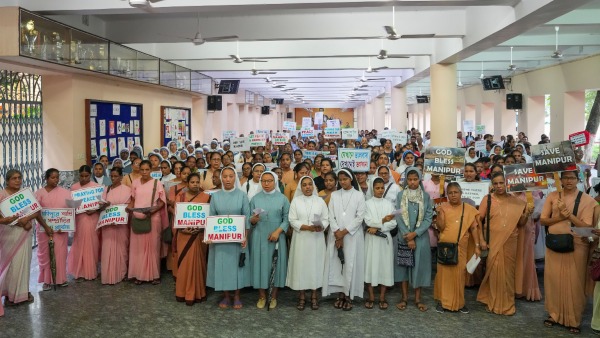 Manipur video: police had handed over women to the youth- details are here