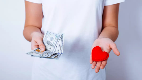 5 male zodiac signs who get rich after marriage in kannada