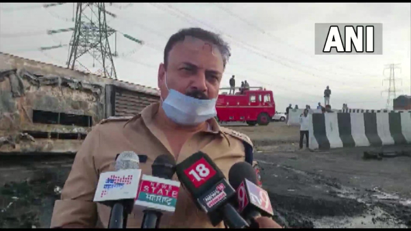  Bus Fire on Maharashtra Expressway Claims 25 Lives, Including 3 Children