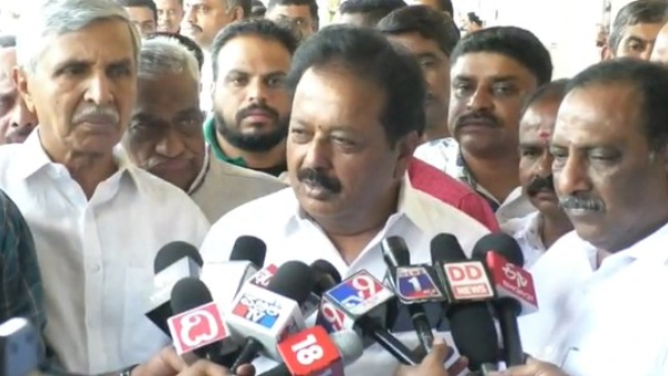 Minister Cheluvarayaswamy Opposes Toll