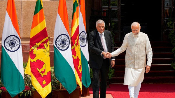 PM Modi speaks with Sri Lanka president 