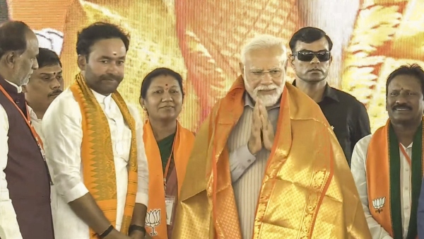 Prime Minister Narendra Modi held a mega road show in Warangal 