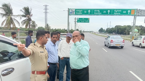 Accidents In Bengaluru Mysuru Expressway NHAI Forms Three Members Committee 