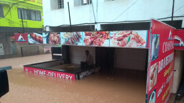Karnataka Rains: yellow alert in Coastal District- What is the condition of Bengaluru?