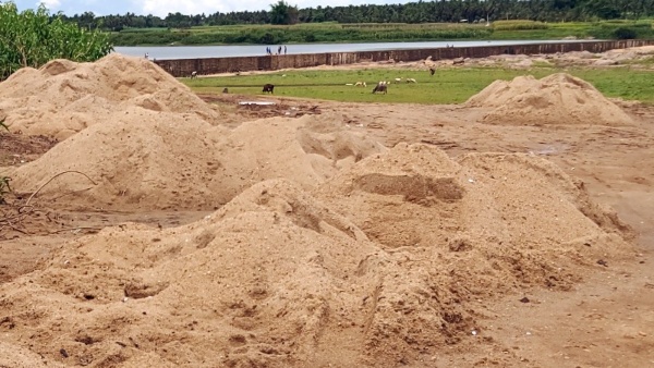Illegal Sand Mining Shivamogga DC Directed To Take Action 