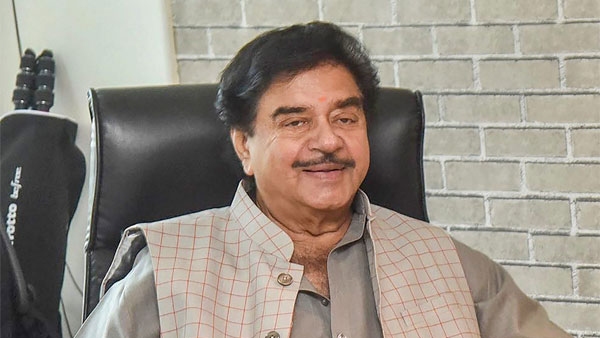 Central government is exploiting opposition parties through ED, CBI: Shatrughan Sinha 