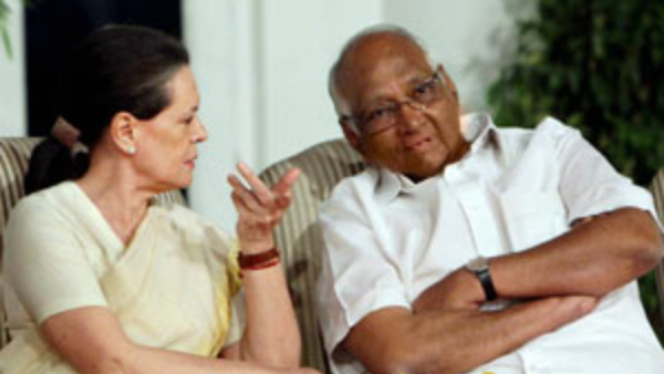 Maharashtra Politics: Sonia Gandhi phoned Sharad Pawar 